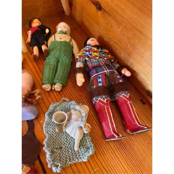 Assorted Dolls, Doll Parts, and Clothing - Picture 4 of 7